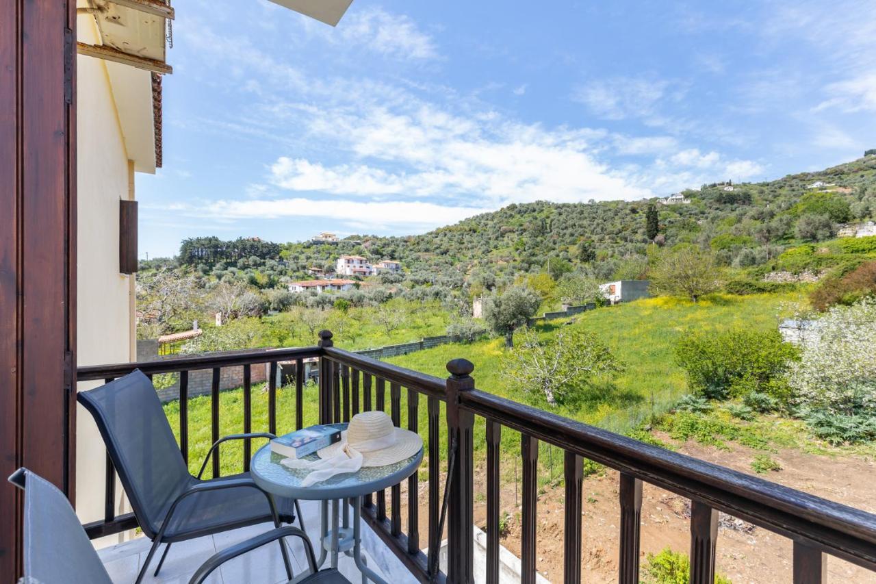 White Lily Aparthotel Skopelos Town Exterior photo