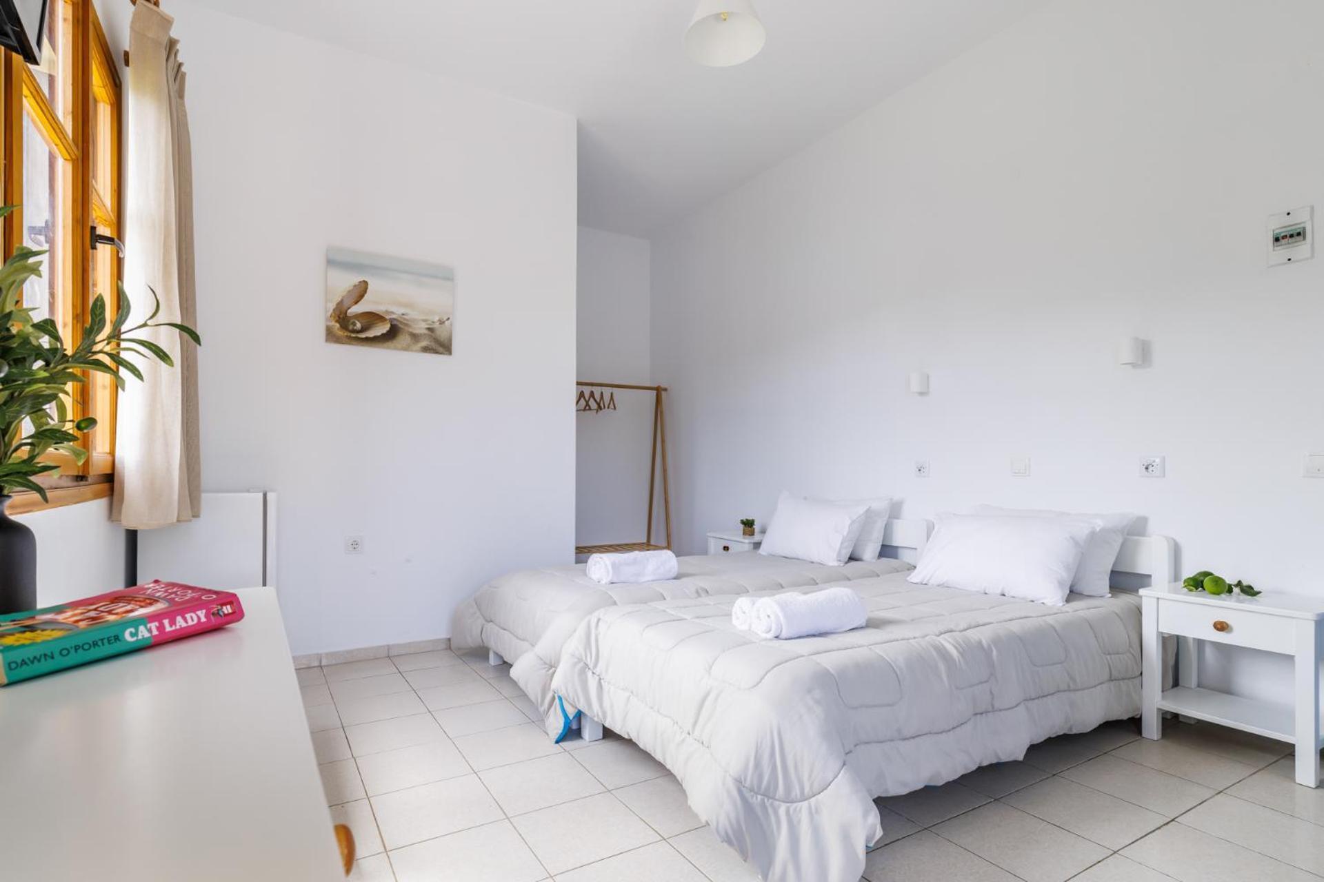 White Lily Aparthotel Skopelos Town Exterior photo